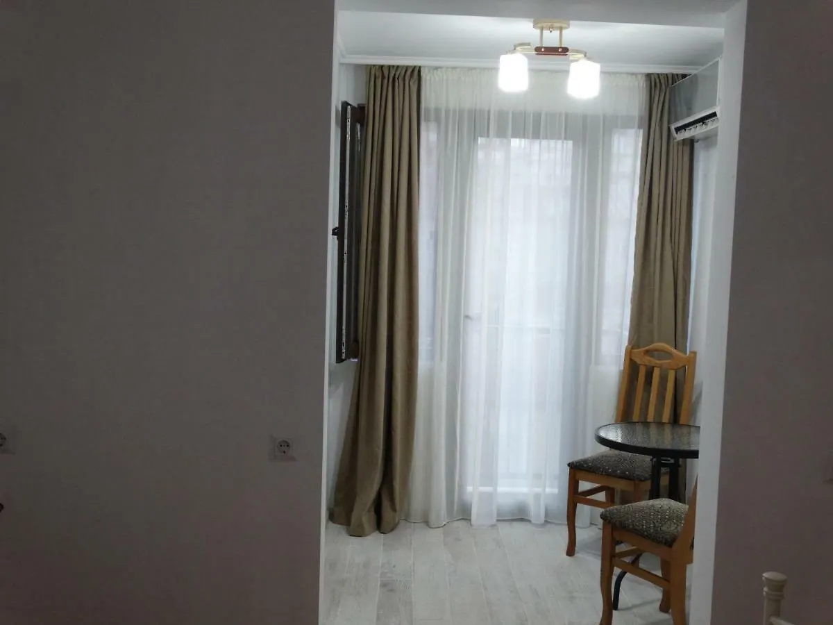 Pensionat Gulnasi'S Guesthouse Batumi